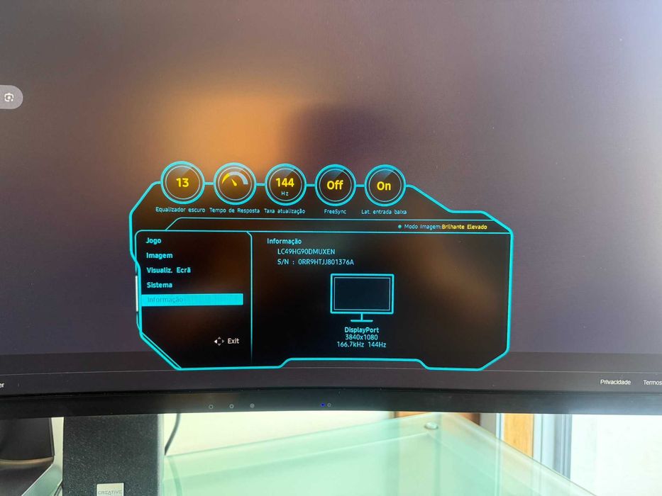 Samsung QLED 49" Curvo