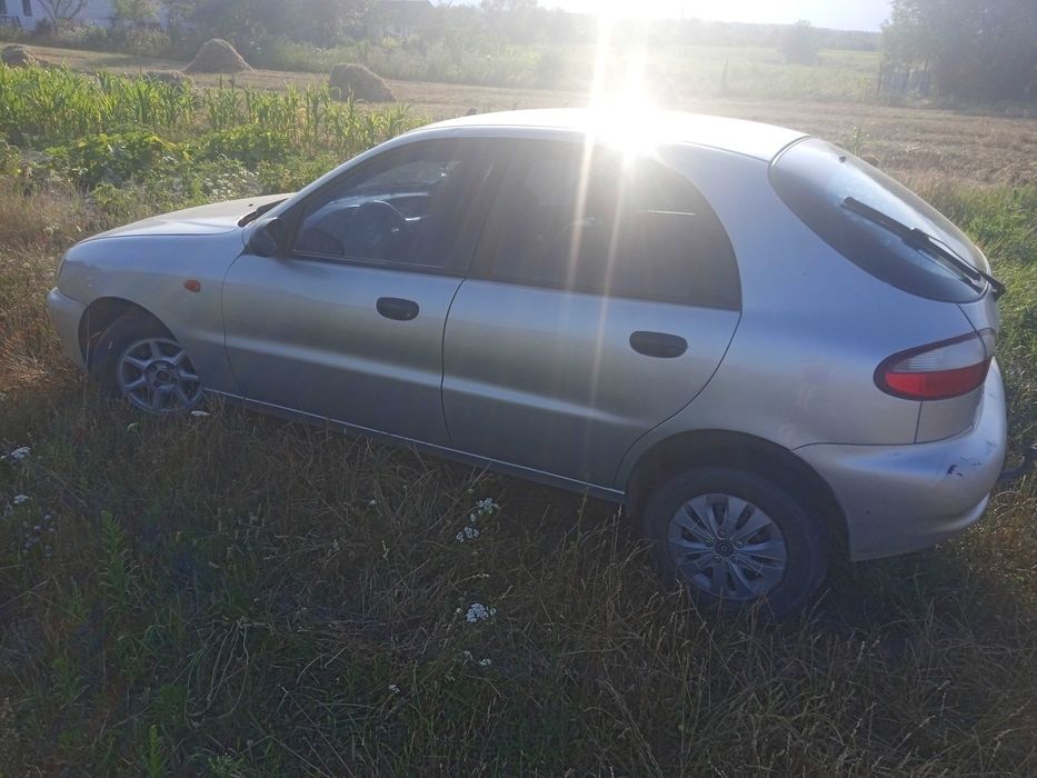 Деу Ланос 1,5 хетчбек Daewoo Lanos