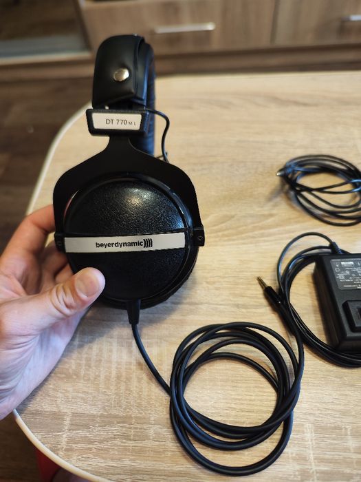 Продам наушники Beyerdynamic DT 770 M + усилитель FiiO E9