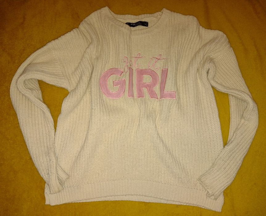 Kremowy sweter News Yorker róż.L/40