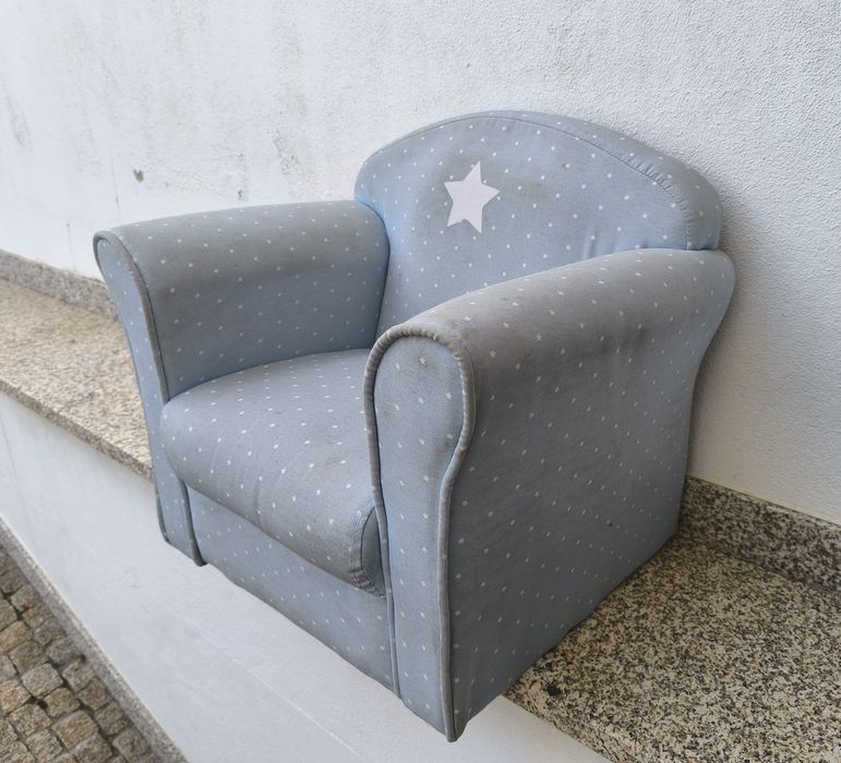 Mini sofá para criança