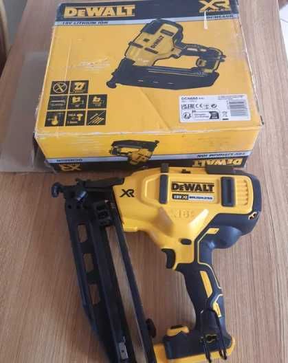 Gwoździarka  DeWalt DCN660 16 Ga 18V