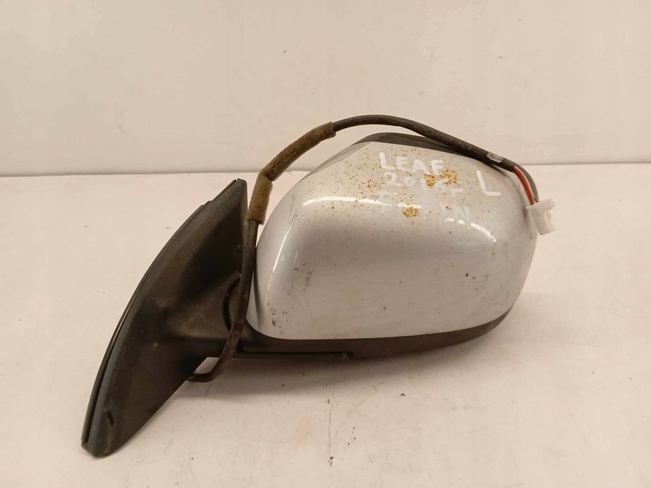 LUSTERKO LEWE PRZEDNIE NISSAN LEAF 10-17 5 PIN