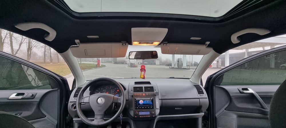 Volkswagen Polo 2008p 1.6 бензин