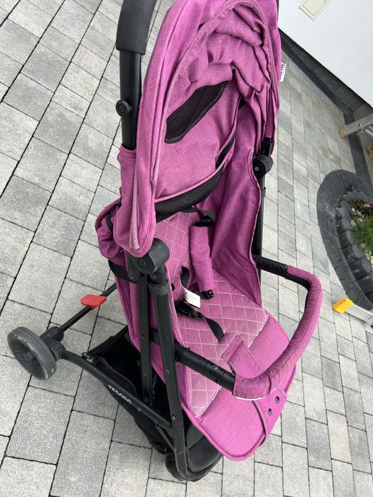 Wozek spacerowka turystyczny