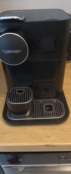 DeLonghi Gran Lattissima Czarny