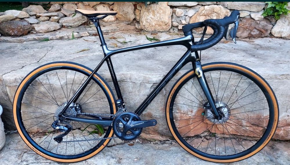 SCOTT Addict SE Carbono, Ultegra Di2 11v, FSA K-Force Carbon
