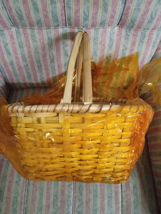 BRICOLAGE                                                 .