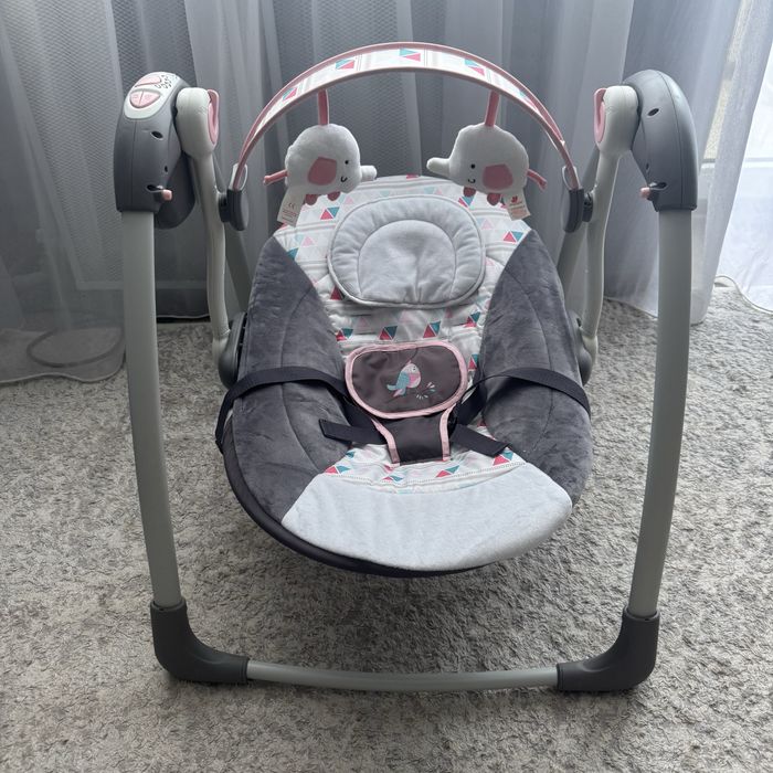 Дитячий шезлонг-качалка, музичний