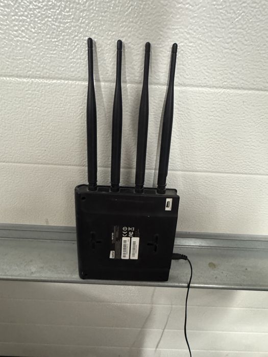 Router Netis WF 2780