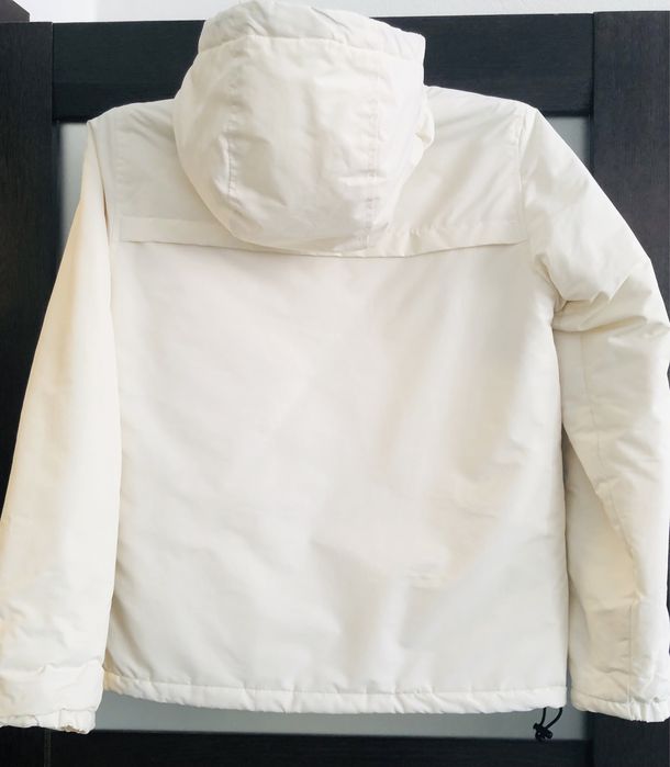 Утеплена жіноча куртка  pull and bear