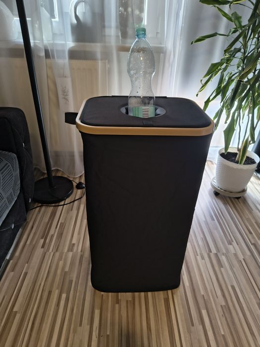 Kosz, pojemnik na butelki plastikowe śmieci NOWY