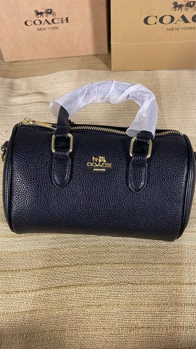 Mala Coach  Preta em Pele