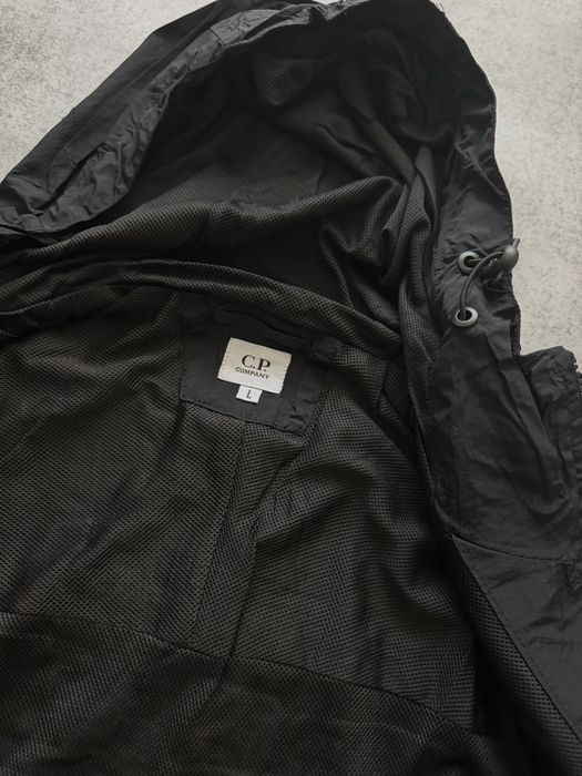 Вітровка c.p. Company на gore tex