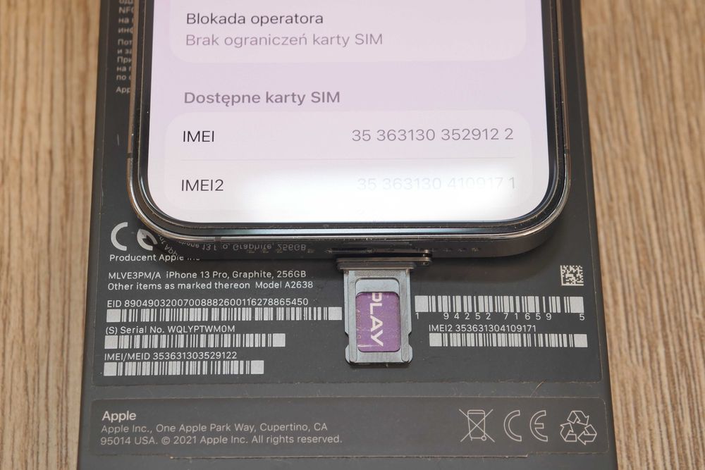 Apple iPhone 13 Pro 256GB Mocny Grafit/Graphite + gratis 3 etui