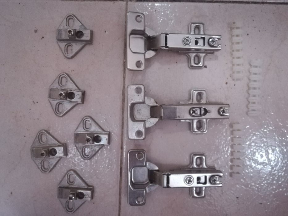 Conjunto de Dobradiças