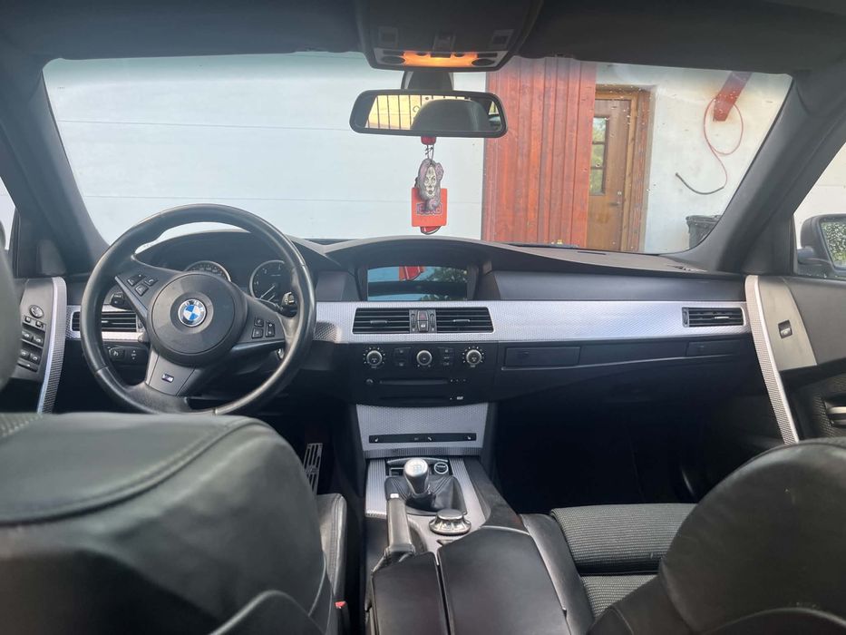 BMW E61 530D manual