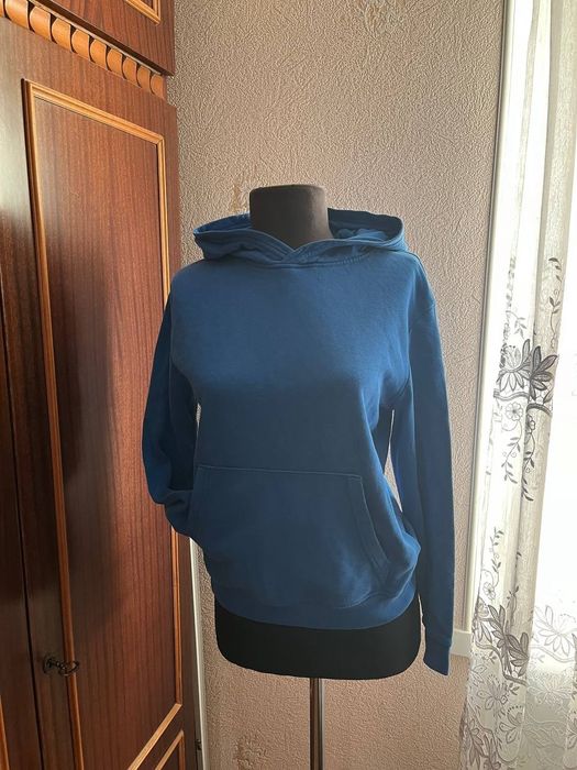 Продам кофту худі на зріст 152 см на 13-14 років