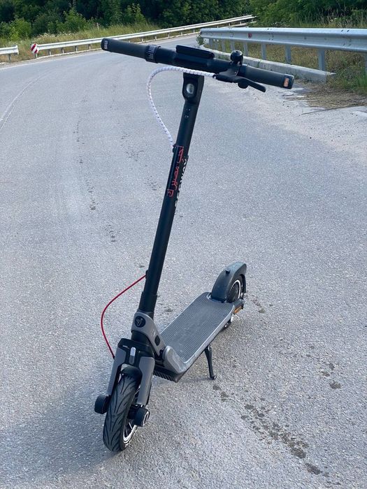 Продам електро самокат segway ninebot E3PRO