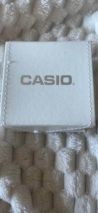 Relogio casio c caixa dourado