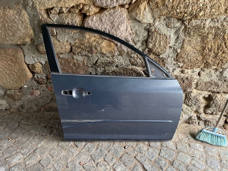Porta mazda 3 2010