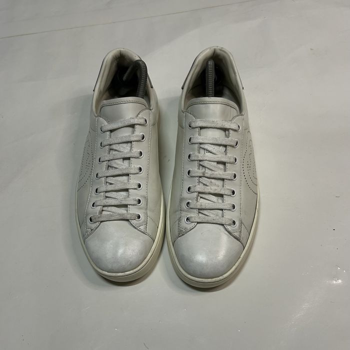 Białe skórzane sneakersy Gucci Ace Interlocking G