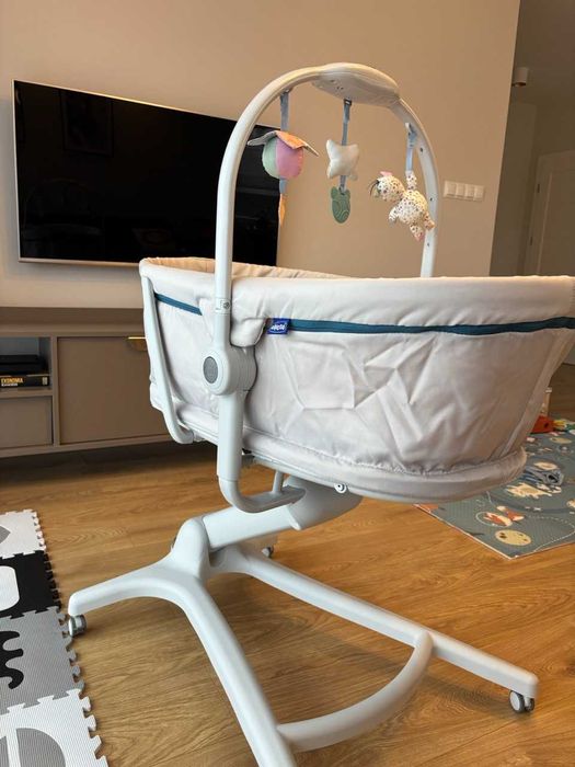 Chicco Baby Hug 4w1 w kolorze glacjalnym