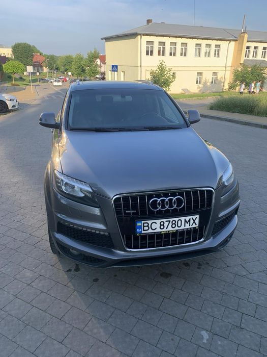 Продам автомобіль Audi Q7 2015