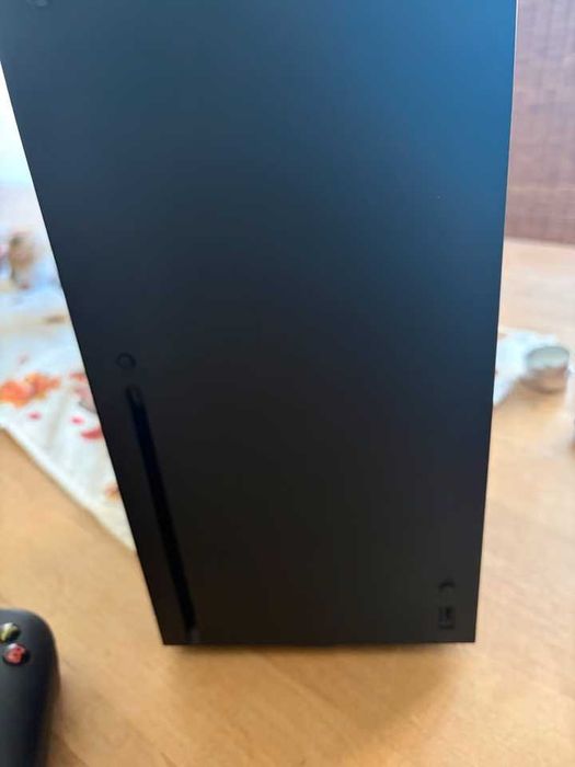 Xbox Series X 1TB + pad