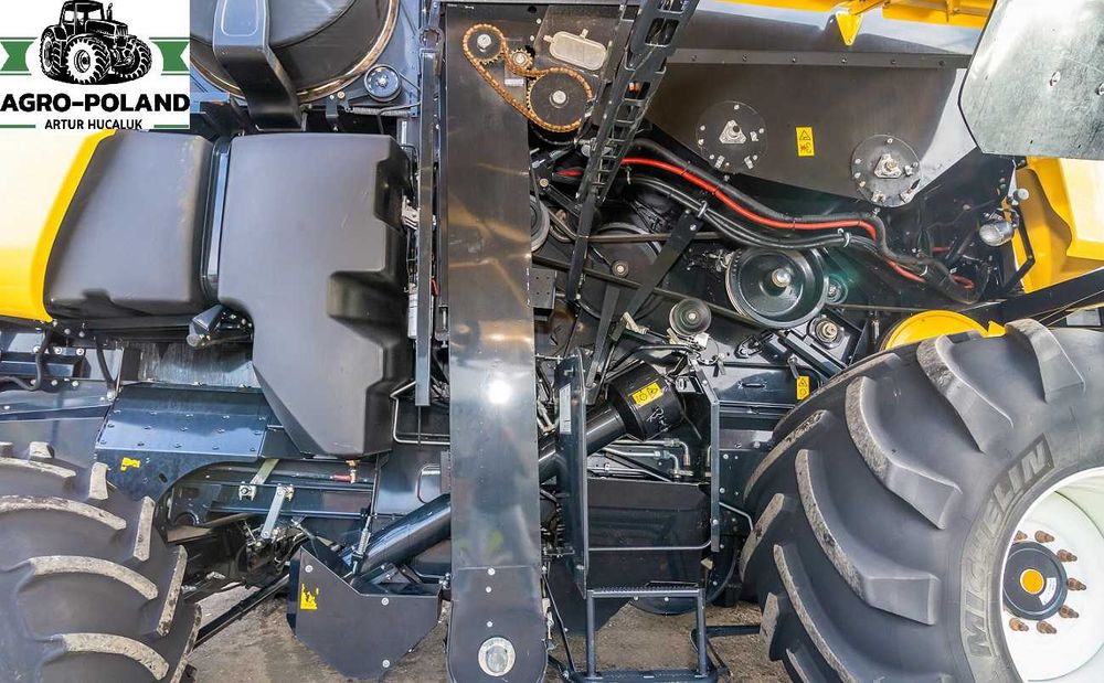 Комбайн NEW HOLLAND CX 8.90 - 1230/1583h + GPS-AUTOPILOT + VARIO 7,62м