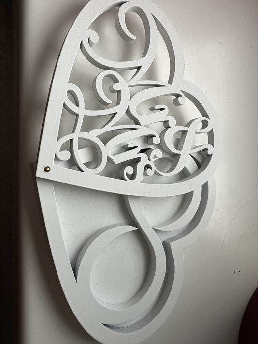 Деревʼяна шкатулка для обручок