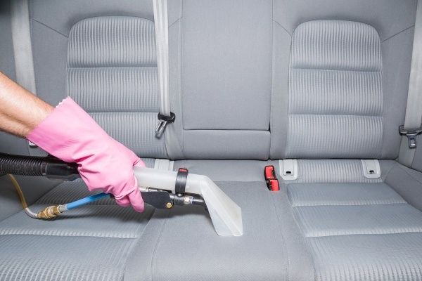 Pranie tapicerki  w atrakcyjnych cenach!