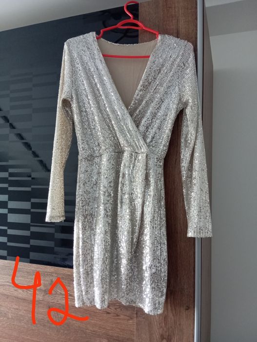 Продам бу одяг в дуже хорошому стані,розмір вказано на фото.