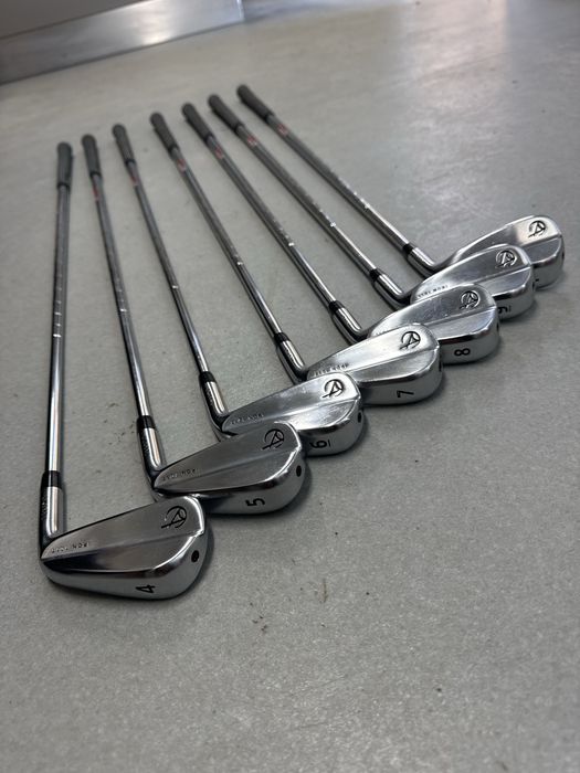 Set Ferros Takomo 101T (4-Pw)
