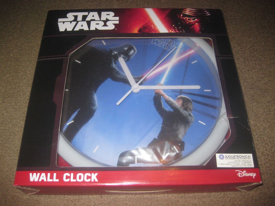 Relógio de Parede “Star Wars” Novo e Embalado!