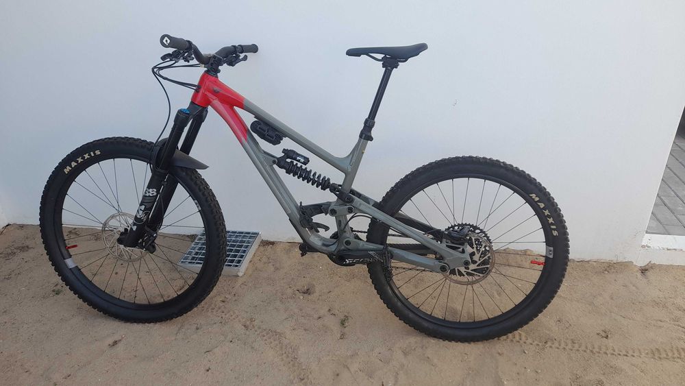 Bike de enduro YT Capra UNCAGED 10 MX