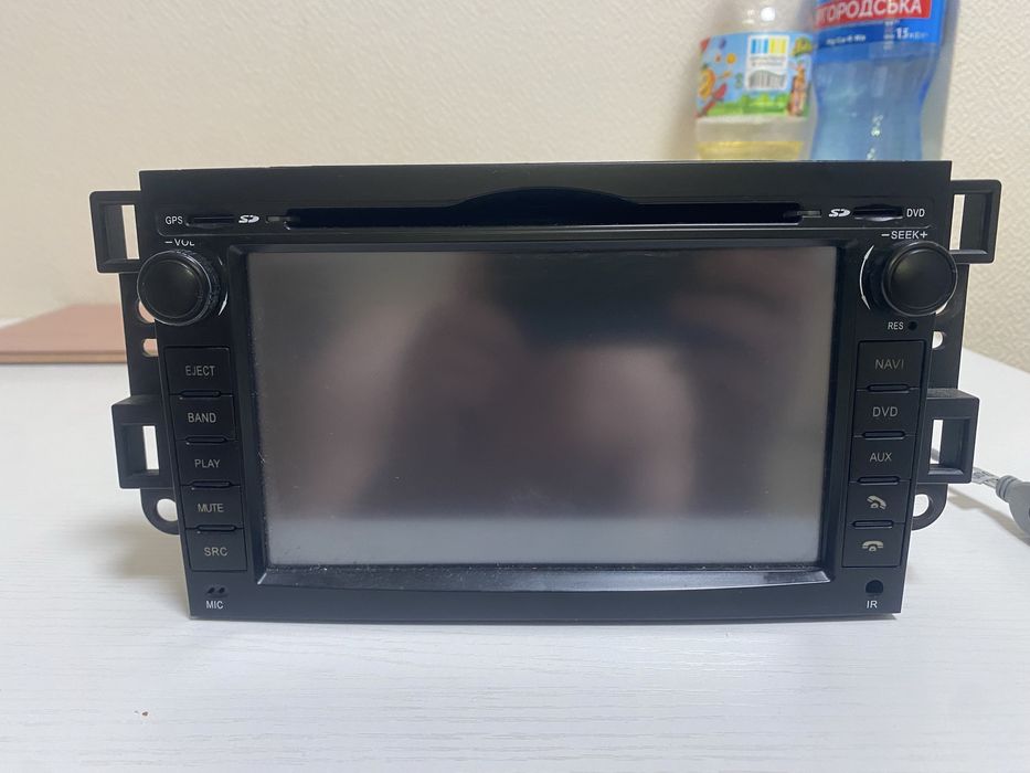 Продам сенсорну магнитолу Chevrolet