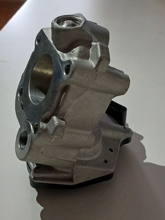 Peca de carro (Válvula egr )