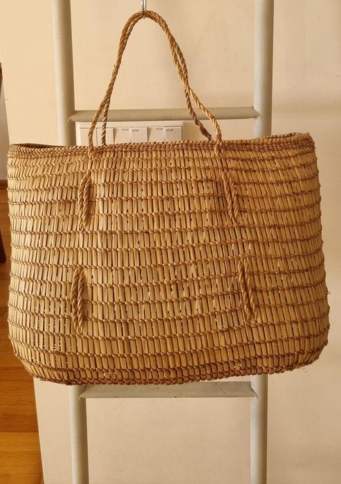 Cesto decorativo em cor natural