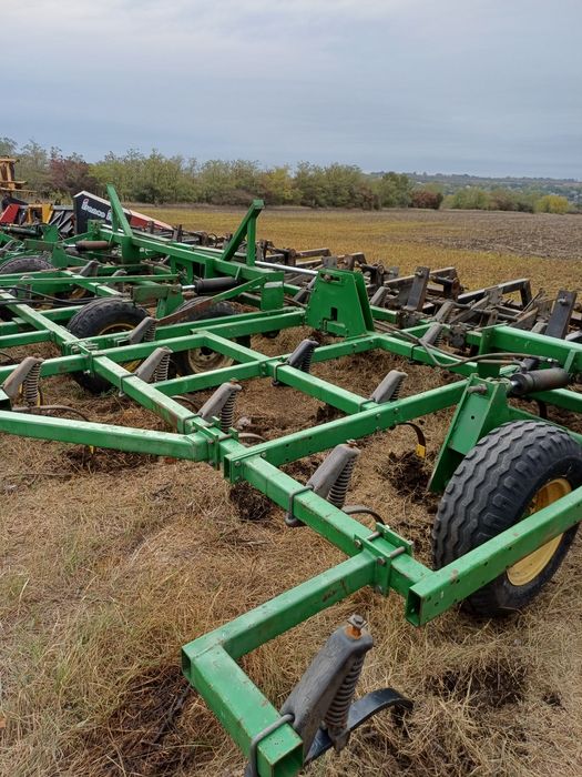 Культіватор john deere 9.6