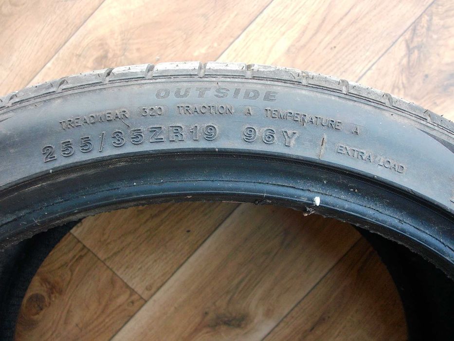Minerva Radial F205 255/35ZR19 96Y XL lato
