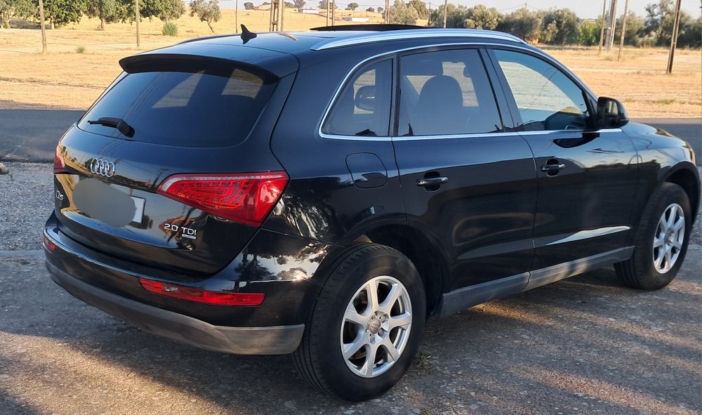 Audi q5 2.0 tdi.