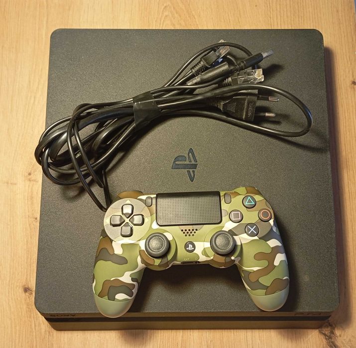 PlayStation 4 Slim + Comando + Jogo GTA V