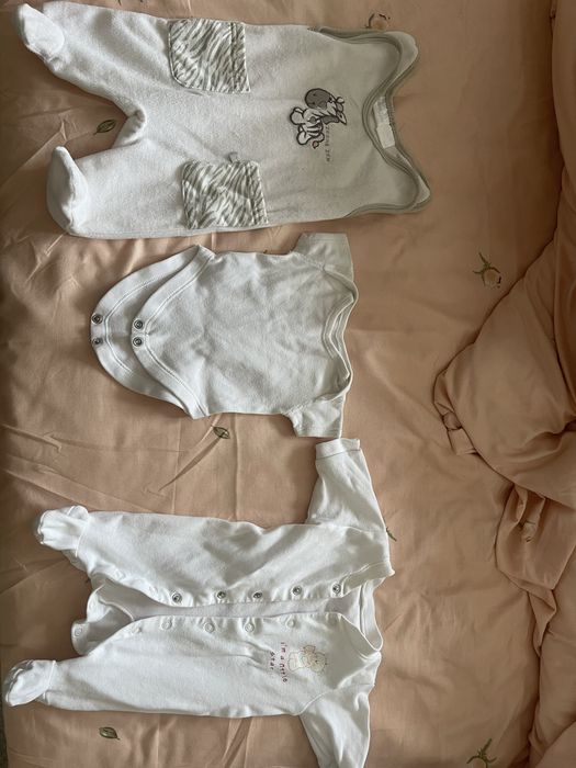 Одяг для немовлят ( новонароджених)