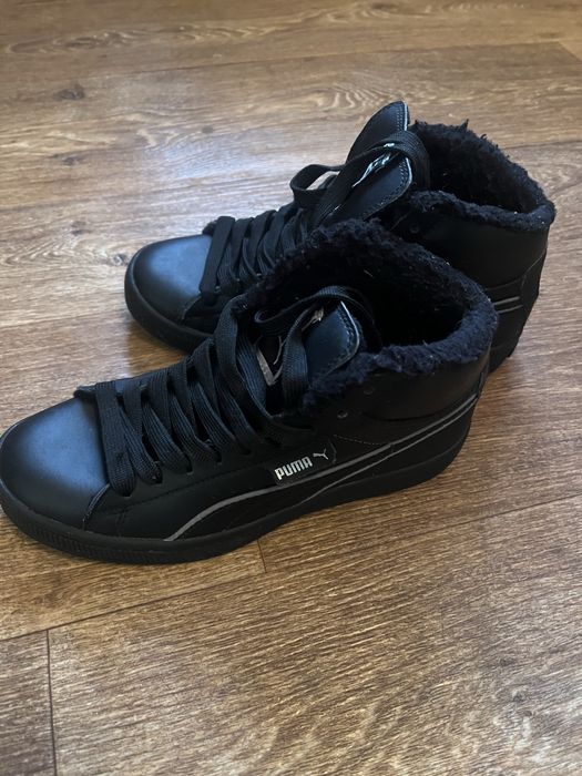 Зимові чоловичі кросівки