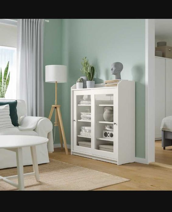 Vitrines brancas ikea