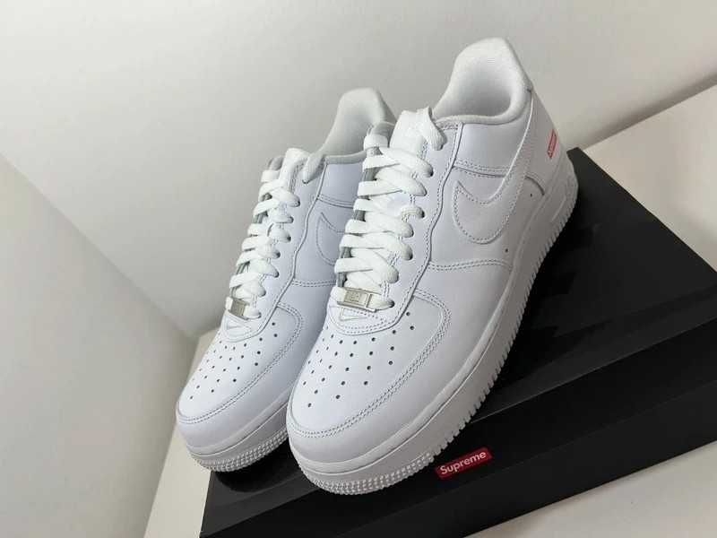 Nike Air Force 1 Supreme R. 40