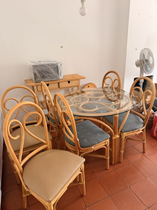 Conjunto Mesa e Cadeira