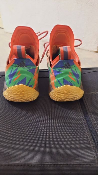 Ténis de basketball James Harden