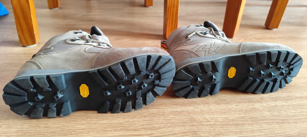 Botas de caminhada, trekking